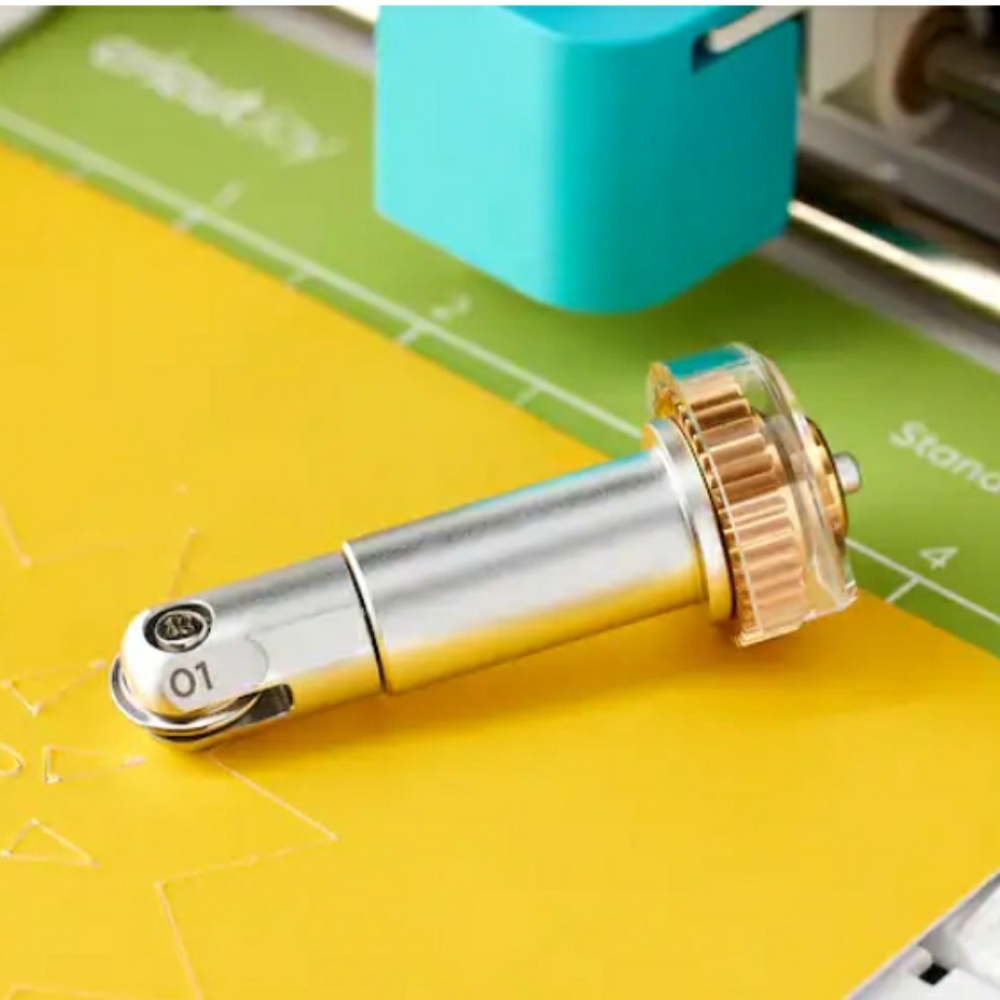 NIB Cricut Maker Scoring Wheel Tip + Driving Housing - Picture 2 of 3